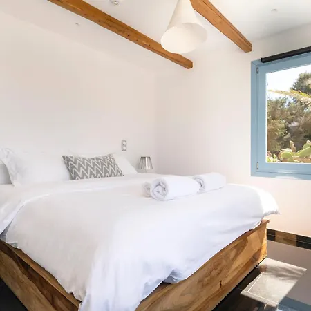 Delta - Mg Mykonos Орнос