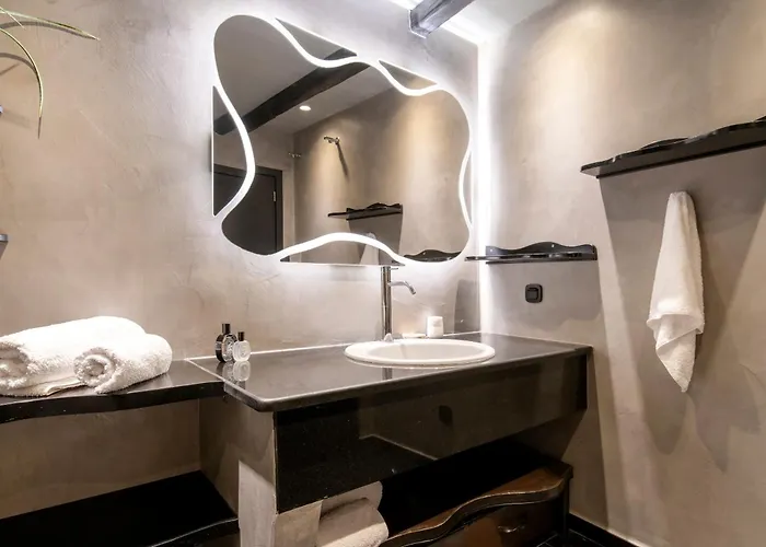 Delta - Heated Pool Option - Mg Mykonos Villa *